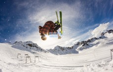 媒体人质疑轮换顺序，赵维伦实力遭低估，竞争对手频获优先机会