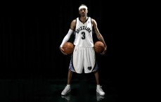 舍甫琴科公开呼吁，与阿布关系终结，但敦促其为乌克兰战争承担责任