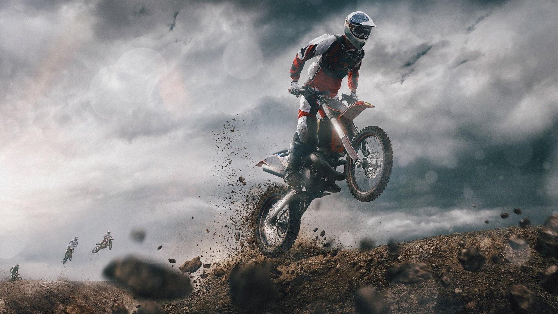 弗拉格膝伤中绽放坚韧光芒，父母教诲铸就赛场不屈魂