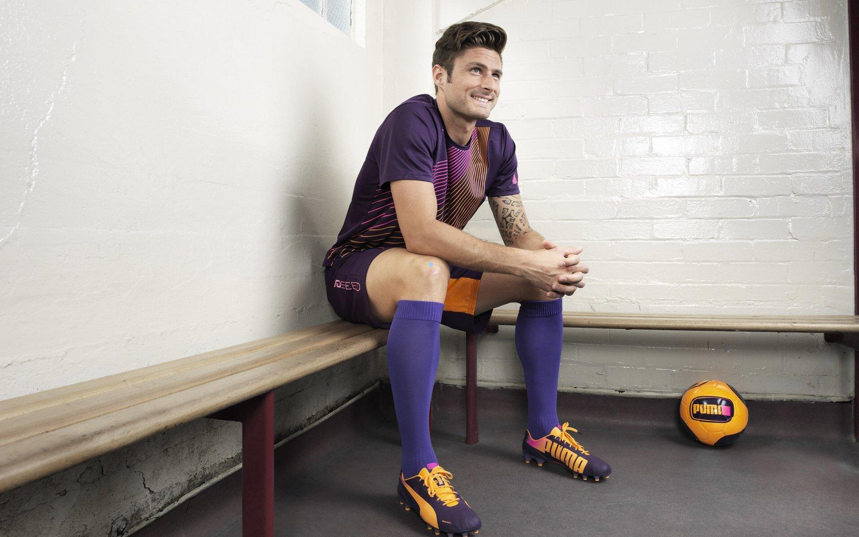 沙尔克提前一轮锁定德乙半程冠军，重返德甲之路现曙光